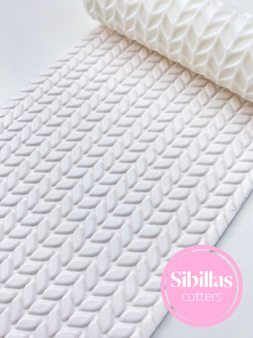 Knitted texture roller