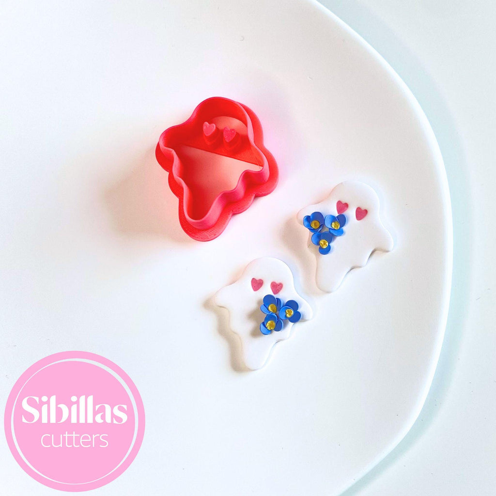 DIY crafting tool: cute ghost clay cutter for polymer clay and festive projects