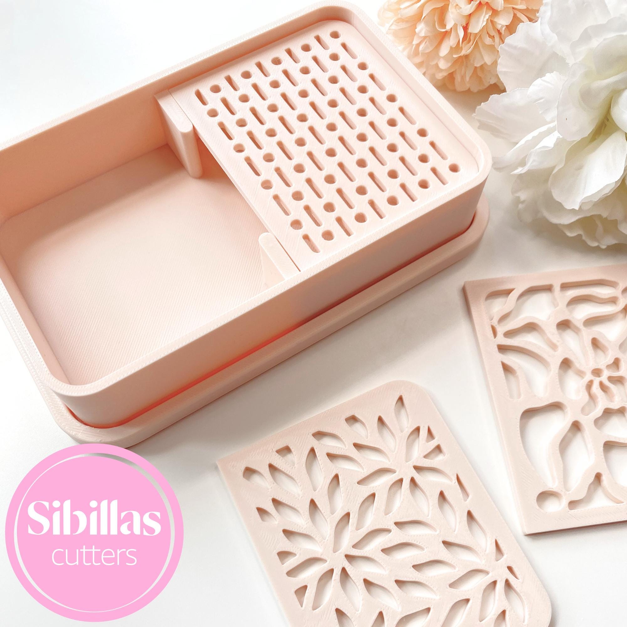 Polymer clay cornstarch dispenser for smoothing and releasing cutters