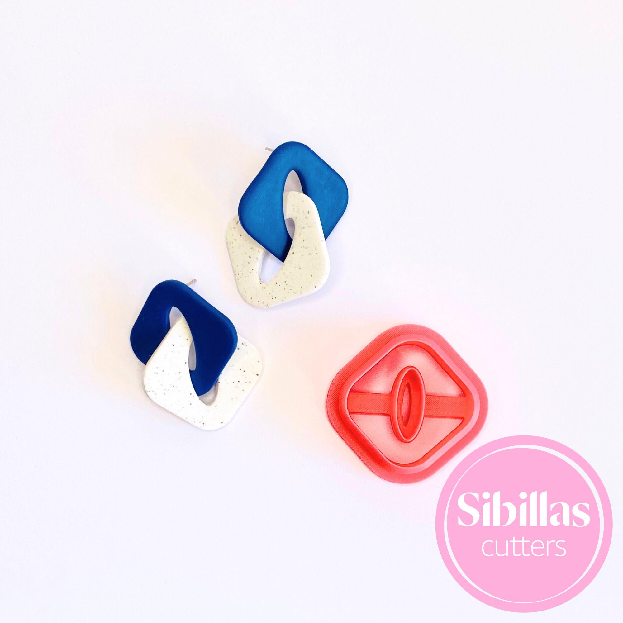 Polymer clay cutter featuring chain pattern for DIY earrings and jewelry projects