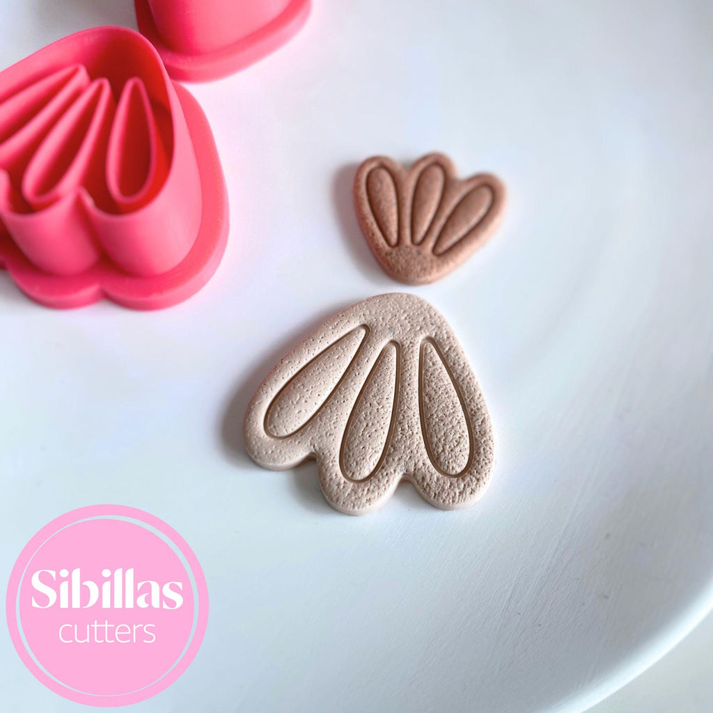 Leaf shape clay cutters: Embossed Scalloped Earring Tool