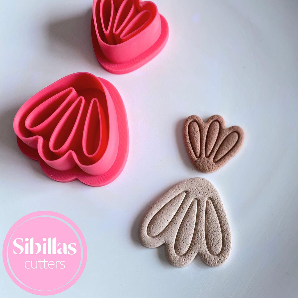 Leaf shape clay cutters: Embossed Scalloped Earring Tool