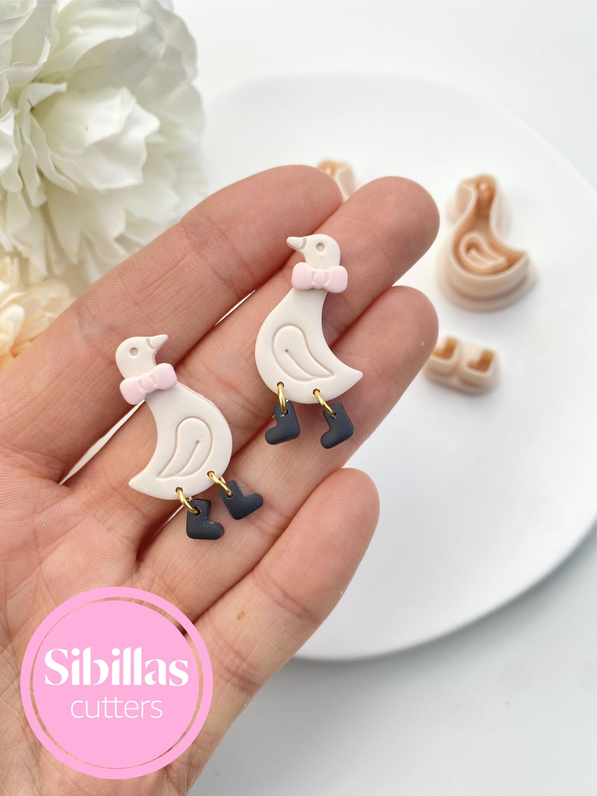 Goose clay cutter set: coquette bow cutter with tapered edges