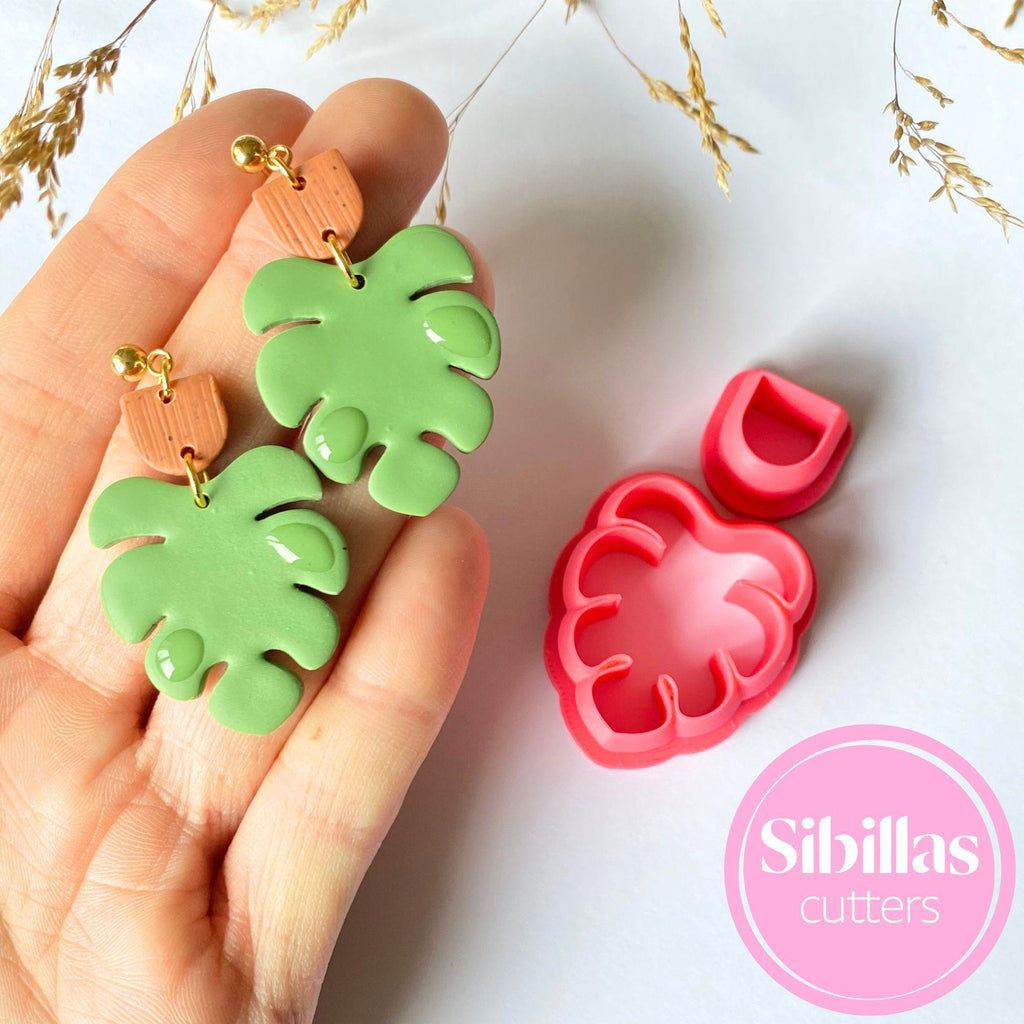 Monstera leaf-shaped clay cutter for polymer clay, fondant, and craft projects – tropical leaf design tool