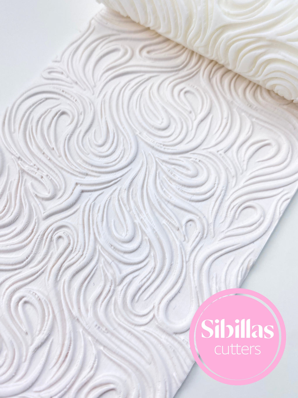 Vintage ceramic hand roller with waves and abstract line textures for polymer clay, ideal for DIY crafts, handmade earrings, and small pottery projects. This textured roller allows artists to imprint consistent, professional patterns onto clay, enhancing jewelry, charms, and decorative pieces. Perfect for Boho, minimalist, and artistic designs, it is lightweight, durable, and easy to use. Great for Etsy sellers and hobbyists seeking detailed and unique clay textures for creative projects.