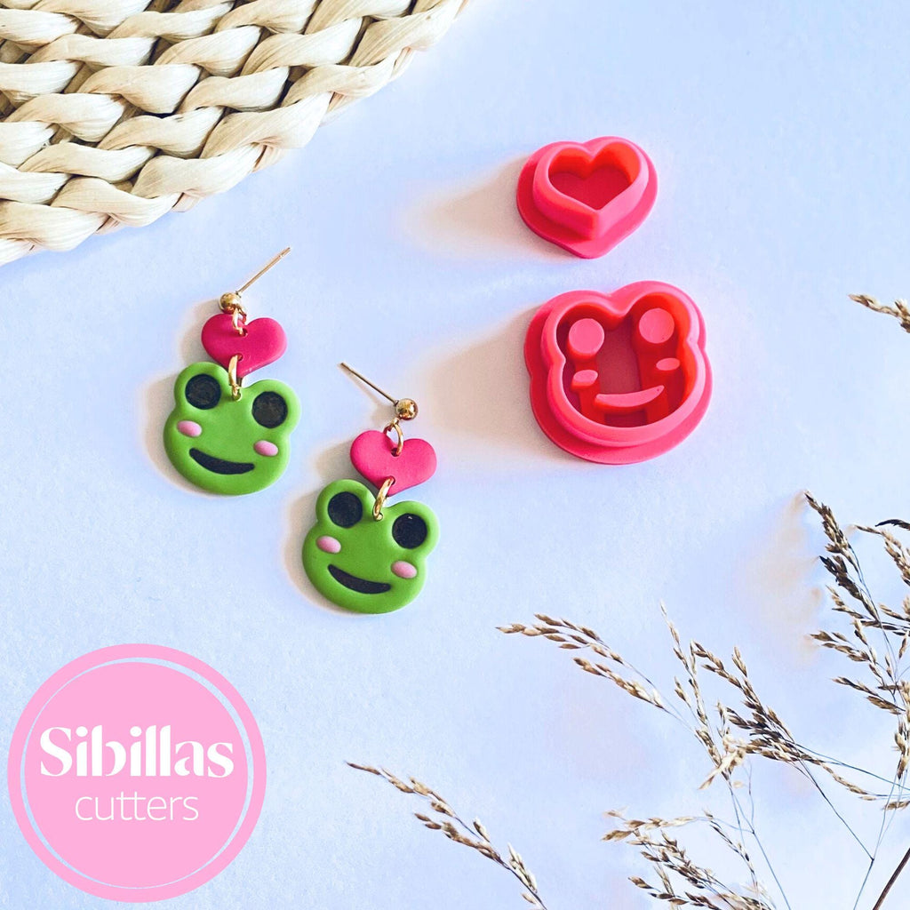 Cute frog and heart-shaped dangle cutter set for crafting and cake decorating