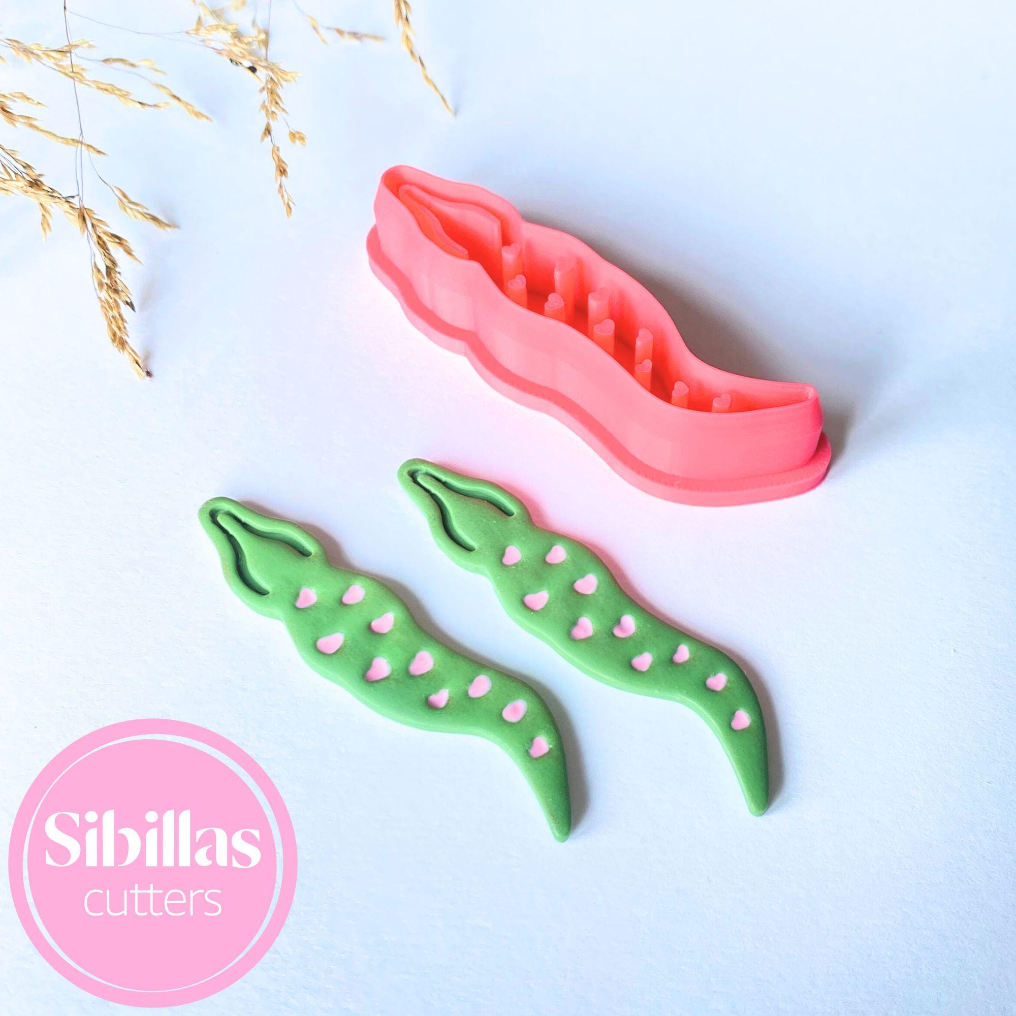 Alligator with hearts clay cutter for handmade decorations, cake toppers, and DIY crafts