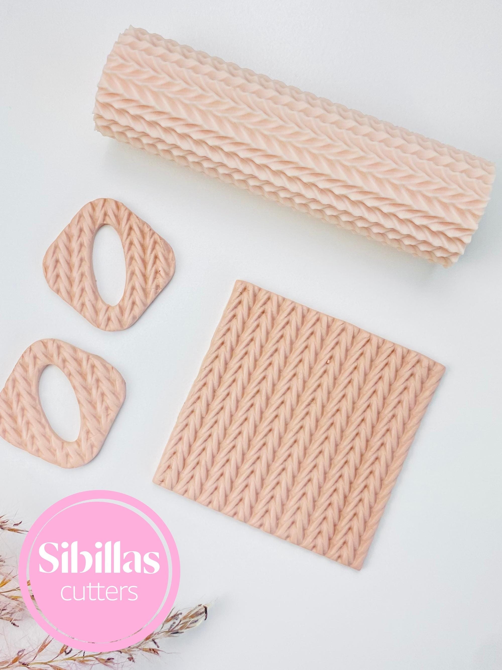 Reusable knitted texture roller for polymer clay, ceramics, and craft projects