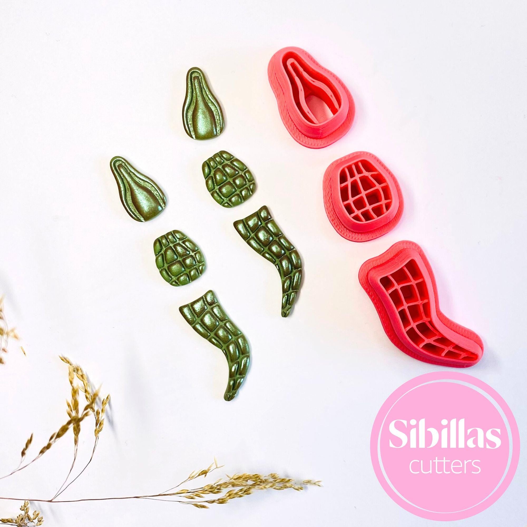 DIY crafting tool: alligator clay cutter with crocodile emboss for polymer clay projects